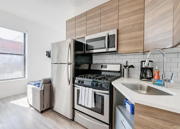 Second Floor By 747 Lofts Chicago