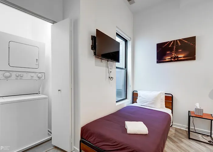 Hotel Second Floor By 747 Lofts Chicago