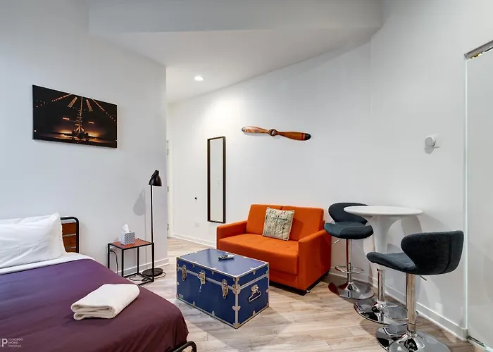Hotel Second Floor By 747 Lofts Chicago
