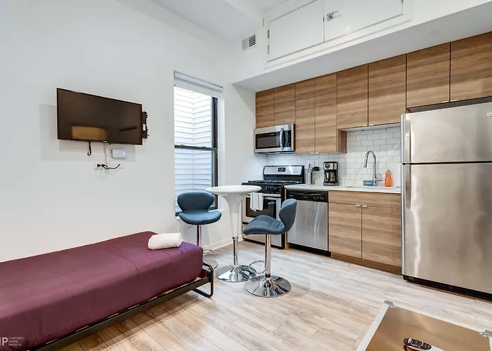 Hotel Second Floor By 747 Lofts Chicago